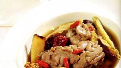 Món ăn bài thuốc hay từ dạ dày và óc lợn