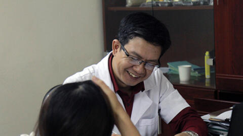 Bài thuốc Đông Y bí truyền chữa khỏi bệnh xương khớp Dòng họ Đỗ Minh