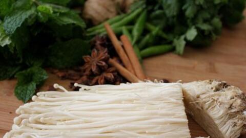 Nấm kim châm - thực phẩm quý cho phái mạnh