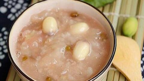 Một số bài thuốc cổ truyền trị chứng hay quên