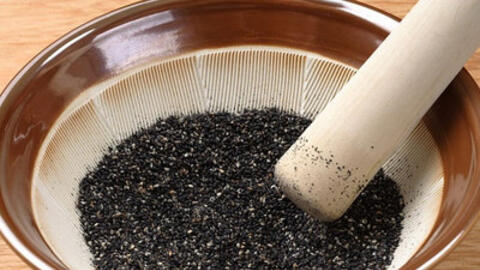 Bài thuốc dân gian ngăn rụng tóc