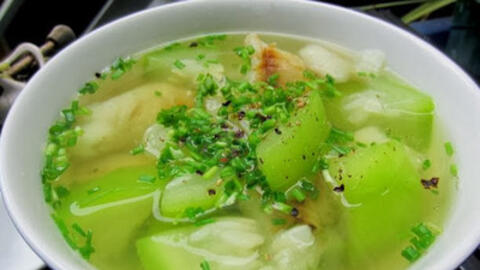 Nấu món ngon giúp giảm rôm sảy ngày hè nóng nực