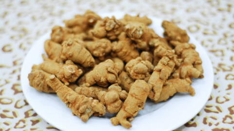 Tác dụng trị liệu tuyệt vời của củ tam thất